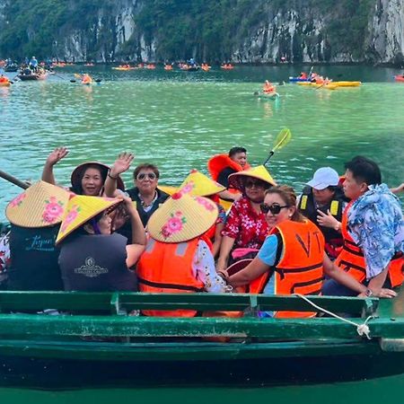 Hotel Lotus Boutique Cruise Ha Long Exteriér fotografie
