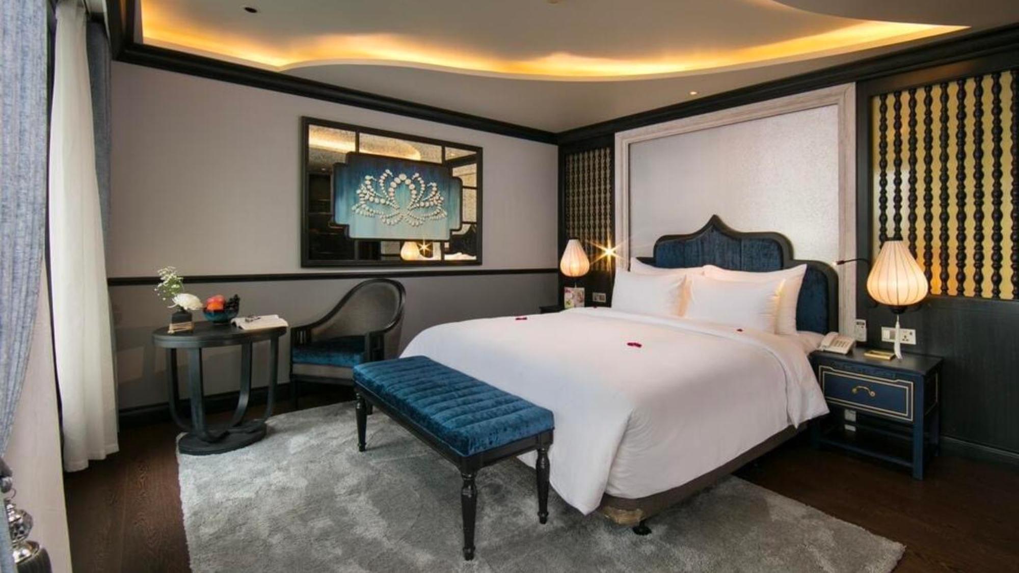 Hotel Lotus Boutique Cruise Ha Long Exteriér fotografie