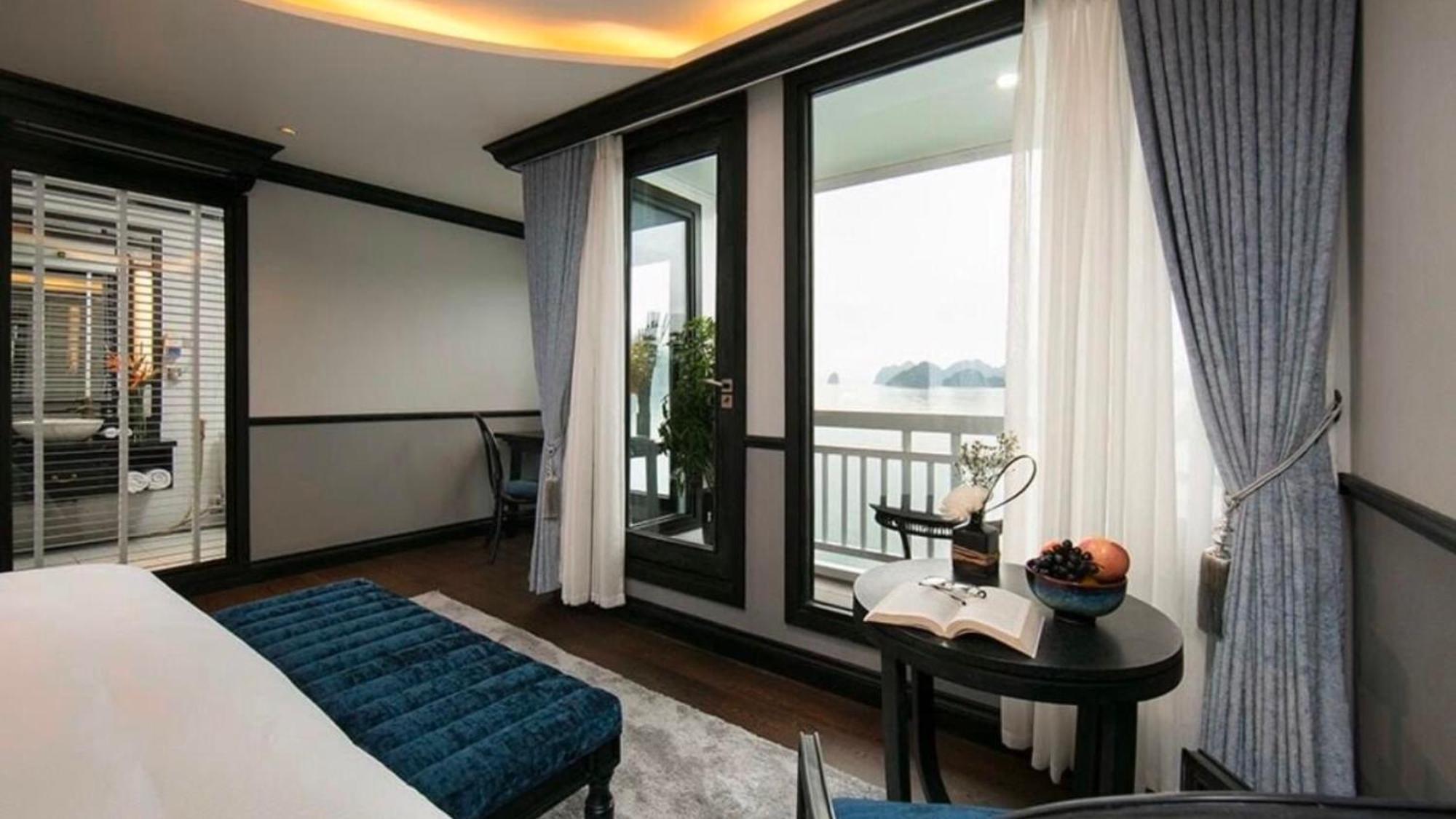 Hotel Lotus Boutique Cruise Ha Long Exteriér fotografie